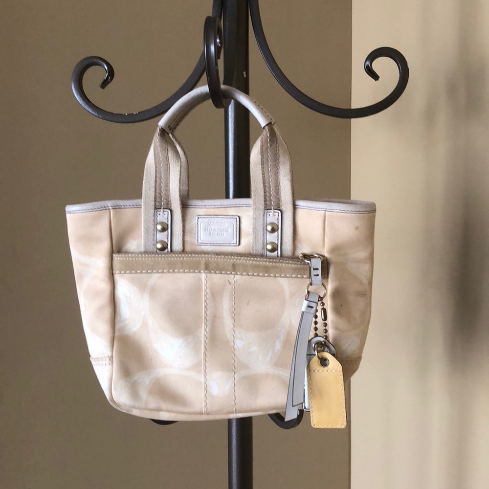 Coach short strap handbag